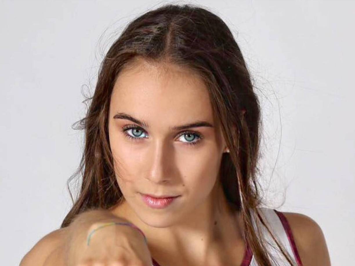 En su publicación, Alt también reflexionó sobre el impacto emocional de sus experiencias