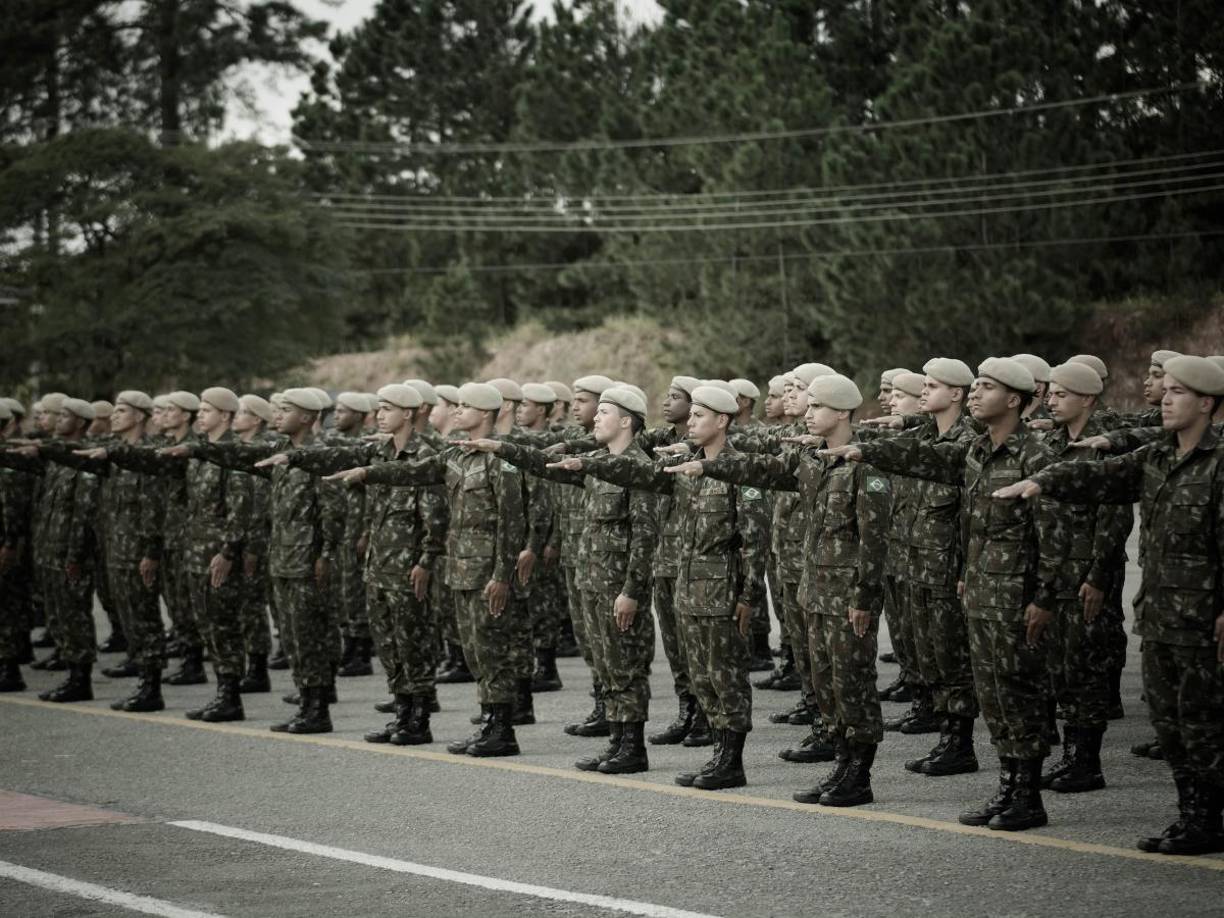 El país cuenta con un ejército que supera el millón de efectivos activos, respaldado por una capacidad logística que le permite proyectar su poder militar en cualquier parte del mundo.