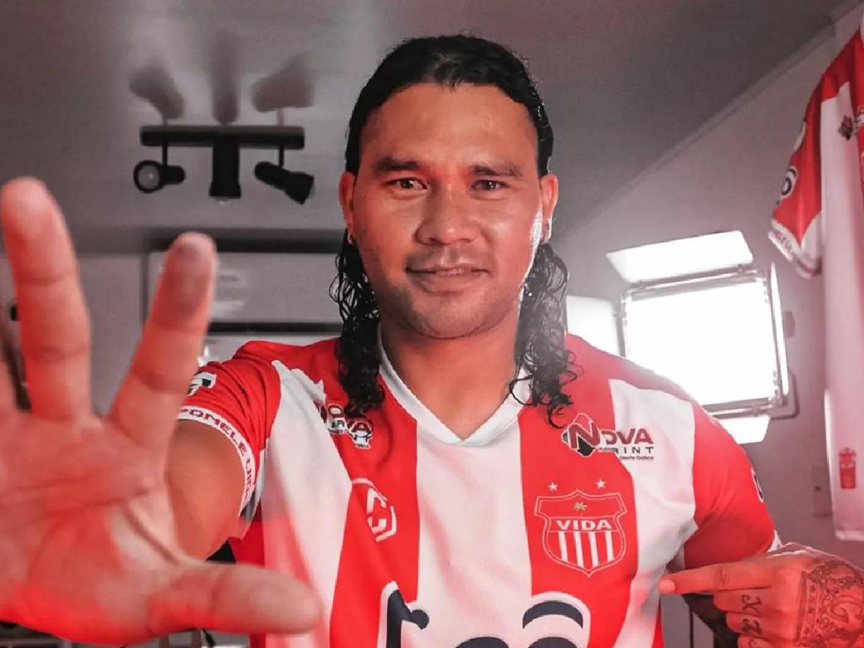 Fueron 94 minutos de actividad en dos juegos, una pobre actuación del jugador mexicano quien tiene actualmente 34 años.