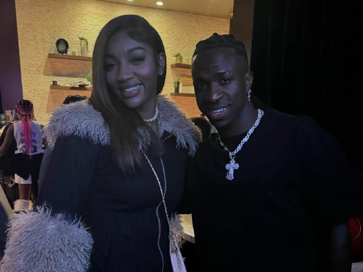 El delantero también compartió con Angel Reese, basquetbolista de Chicago en la WNBA, una de las jugadoras más famosas del circuito y a quien también empezó a seguir en las redes sociales.