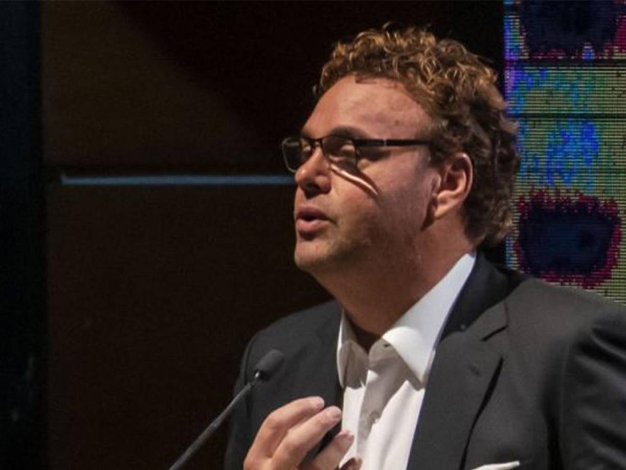 David resaltó que en la vida hay cambios que se dan y hay que seguir los correctos. “Los cambios en la vida tienen que darse, se dan los cambios. Hay que buscar los correctos, nuevos compromisos, nuevos proeyctos, yo tengo uno interesante en el camino”, expresó ante sus compañeros.