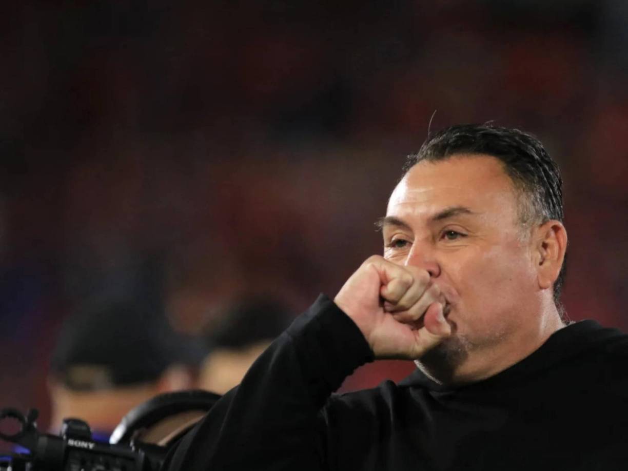 Erick Dowson Prado es el técnico que le dio un histórico campeonato al 11 Deportivo, el primero de su historia en el fútbol salvadoreño.