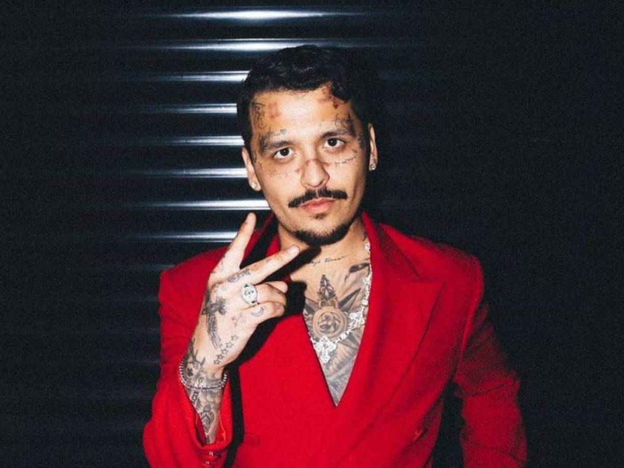 Pese al escándalo, Christian continua con sus proyectos laborales y recientemente tuvo una presentación en Madrid, donde fue entrevistado por un medio local previo al show.