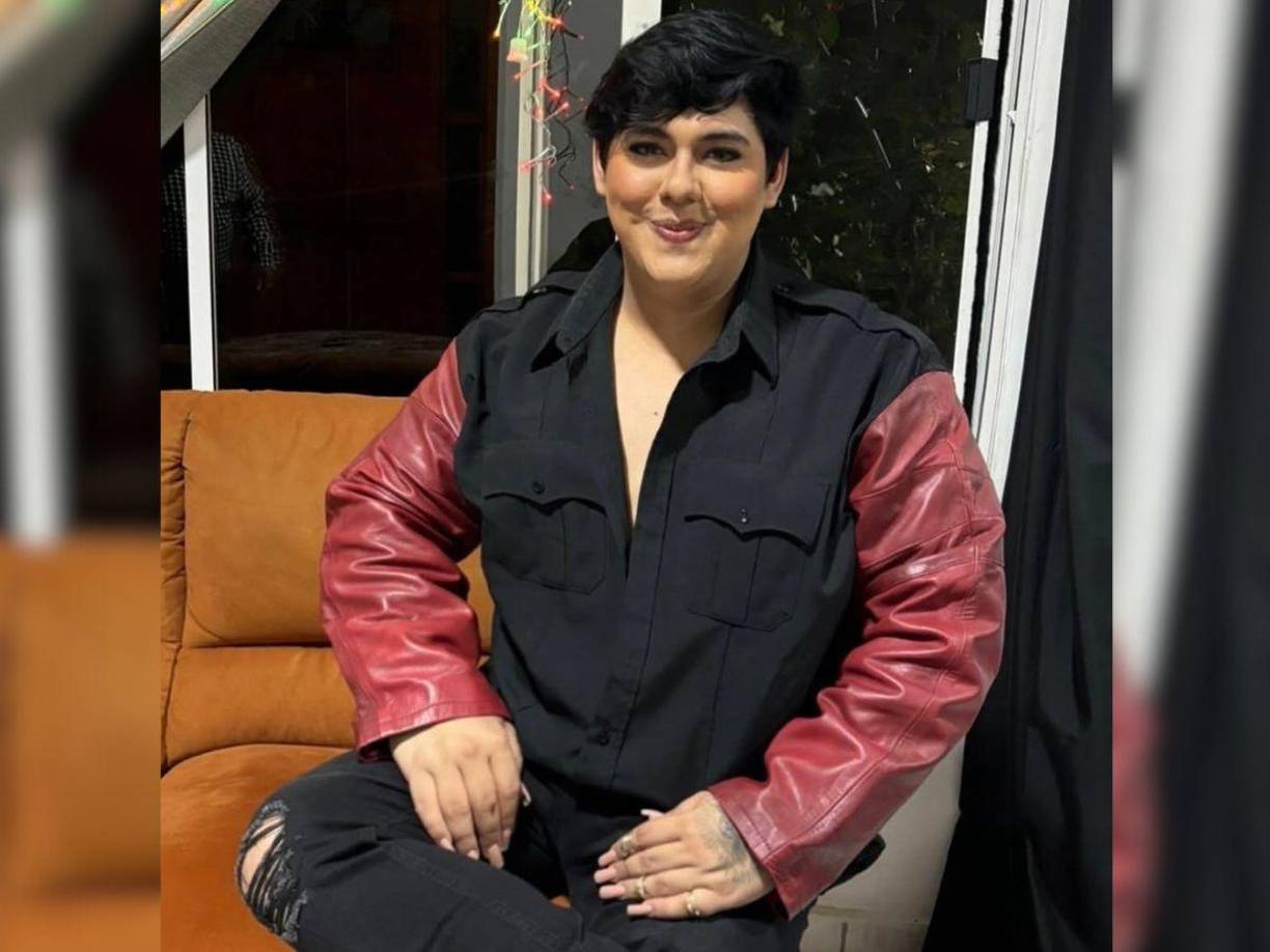 Así lució crítico de moda Antonio Sandrez.