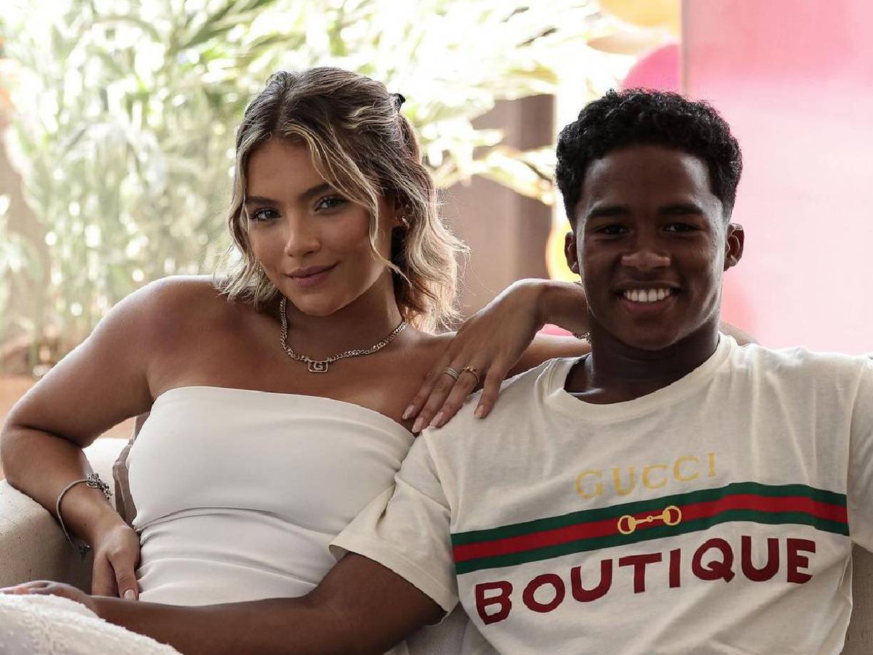 “Como le dije a mi padre y a mi madre: quiero ser padre joven, quiero ver a mi hijo crecer, tener afinidad, pero ella (Gabriely) es la que tiene que decir sí o no, ¿no?”, reconocía el futbolista en charla con Conversa con Bial.