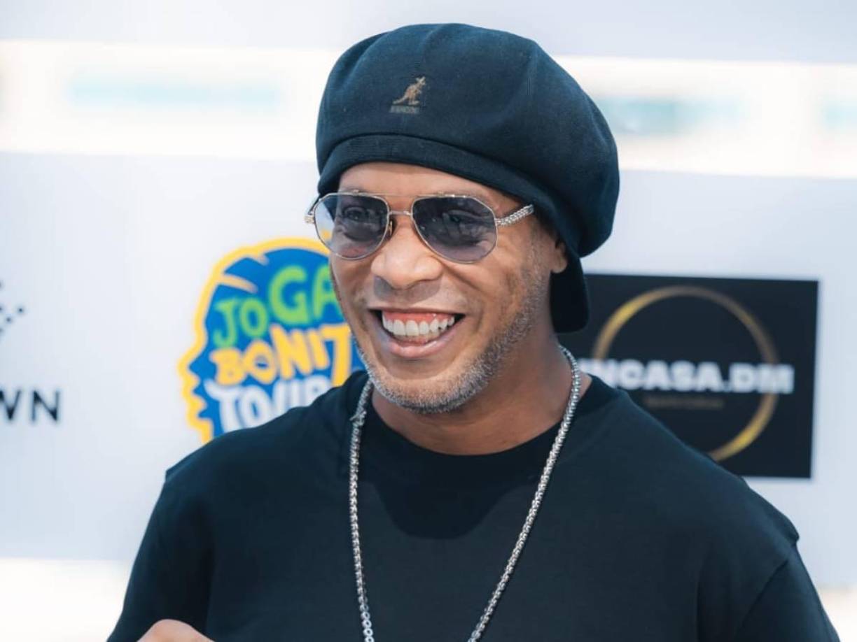 La actividad de Ronaldinho no se limita al mercado de Francia. En agosto pasado, quien supo ser campeón del mundo con Brasil en el Mundial de Corea-Japón 2022 participó en un encuentro con ex estrellas portuguesas y ya se planean nuevos espectáculos en países de Europa del Este y Camerún para el 2025