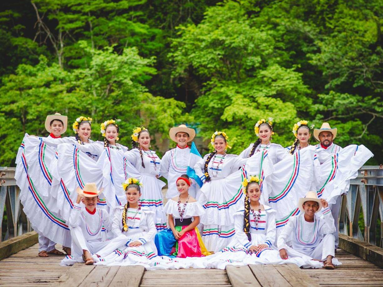 “Buscábamos mostrar el trabajo de los hondureños, mostrar que somos gente de bien y que luchamos por salir adelante, también queríamos resaltar nuestras tradiciones, cultura, el arte y lugares turísticos”, añadió. 