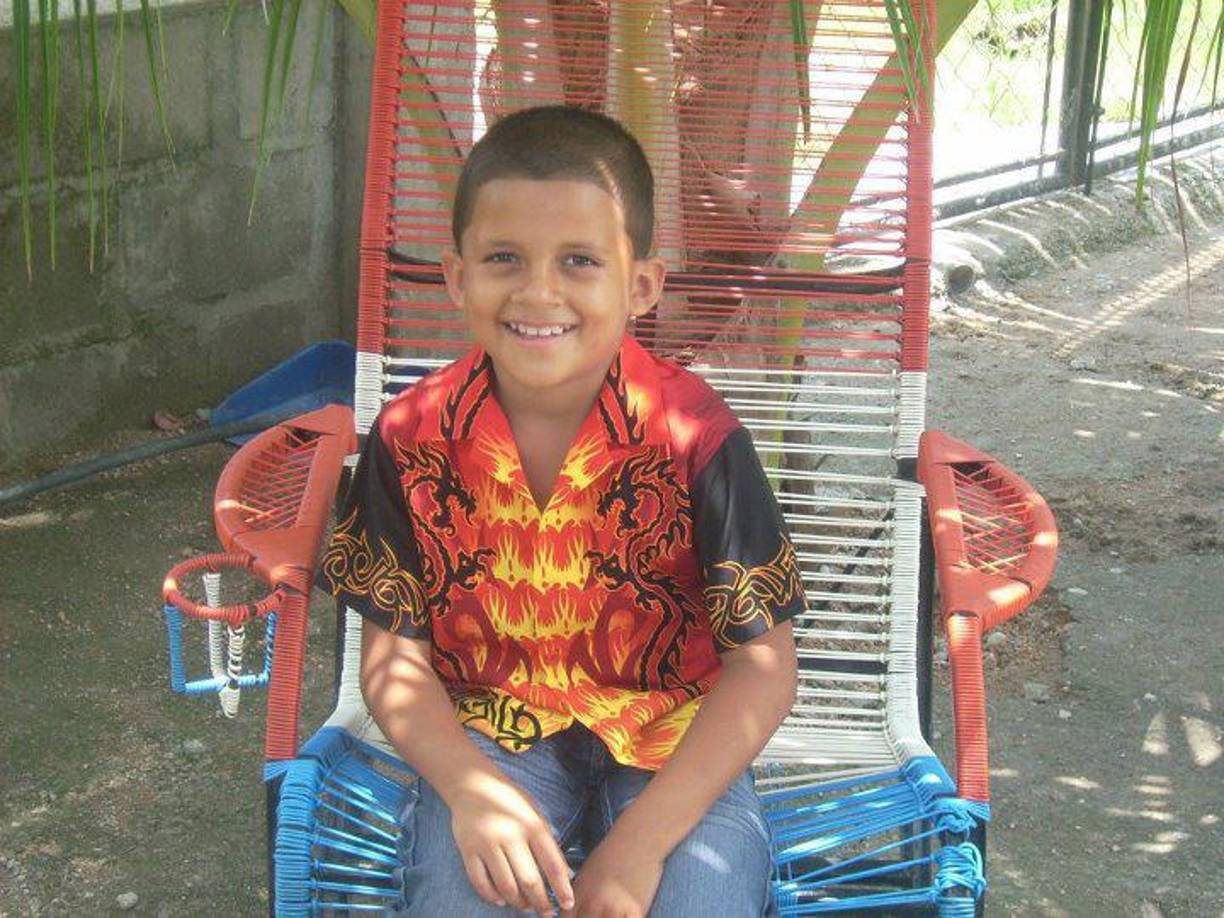 ”Cipote, no se puede creer tu partida”, lamentó otro familiar del infortunado joven.