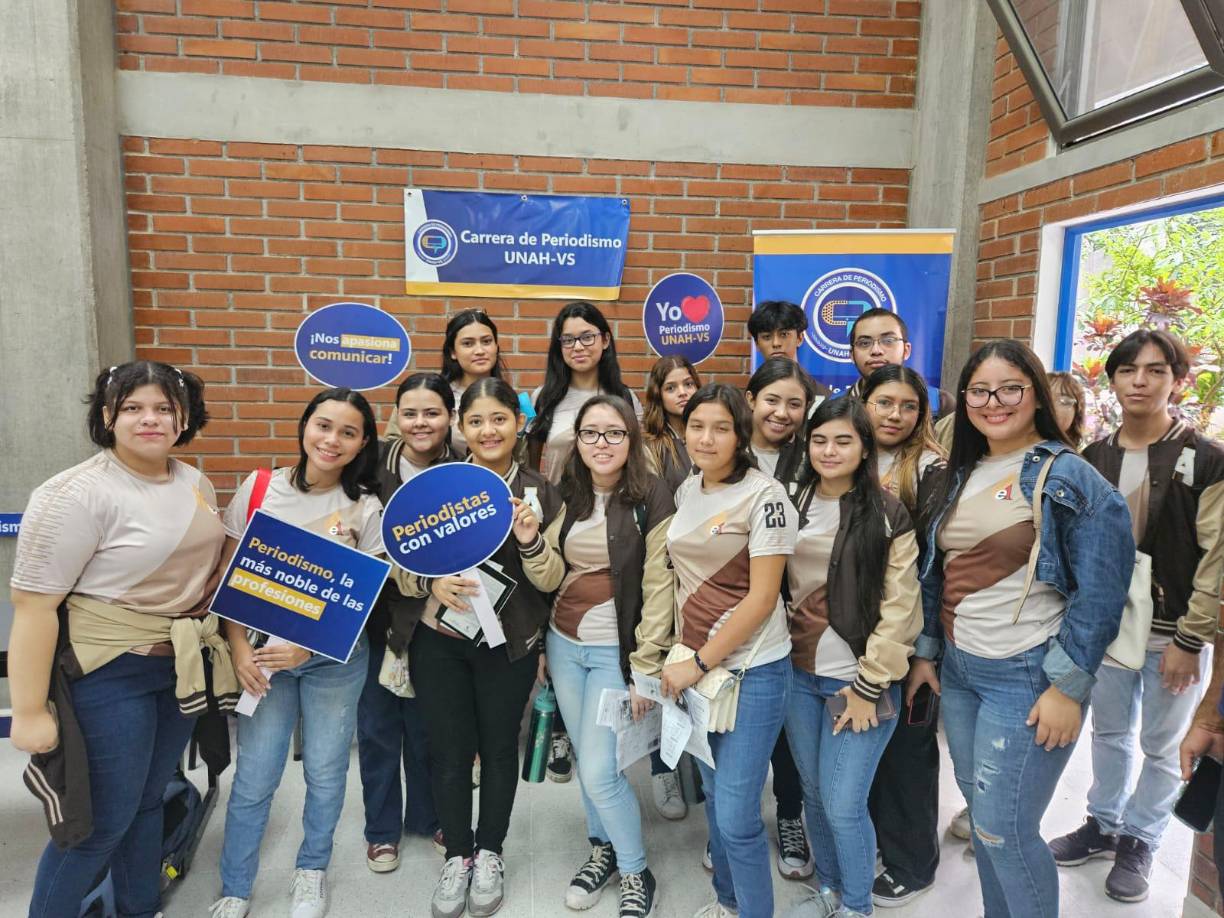 En la jornada de la feria vocacional, las 22 carreras que ofrece Unah-vs estuvieron presente y dieron lo mejor de sí para lograr incentivar a los futuros Pumas para que estudien su carrera de elección.