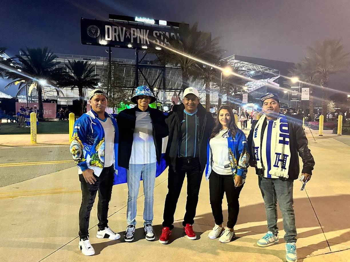 Ambiente del Honduras-Islandia: Invitado de lujo y catracha cautiva en casa de Messi