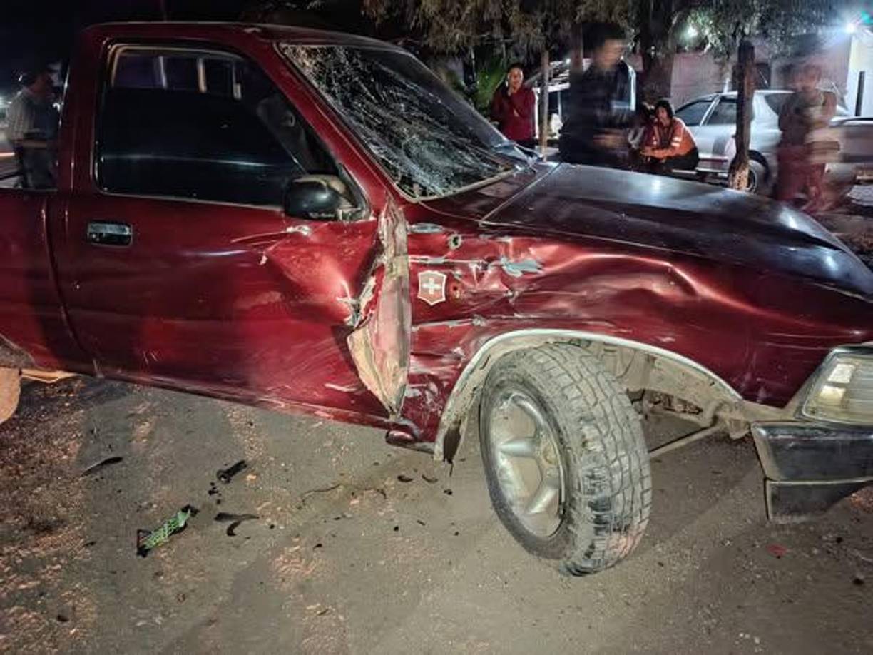 No se han proporcionado detalles adicionales sobre la identidad del conductor del pick-up ni de otros posibles involucrados en el siniestro.