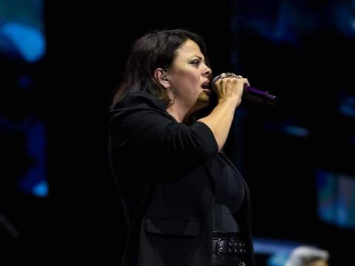 Hay canciones que con solo escuchar sus primeros acordes musicales ponen sentimental a cualquier persona pero muchas veces no es de lo que pensamos o muchas otras con una simple melodía llega a nuestros corazones.