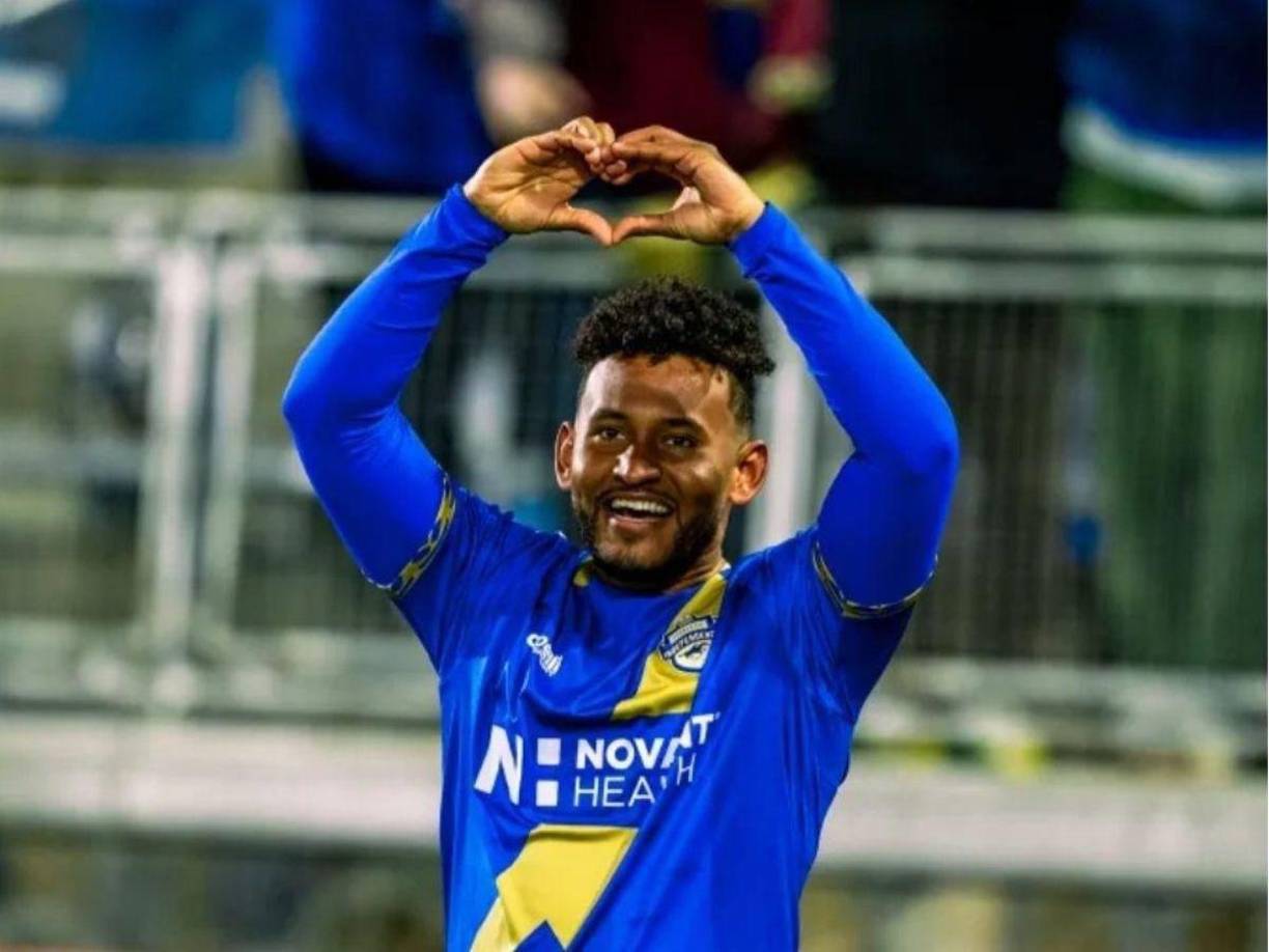 El delantero hondureño también tuvo un paso por Hartford Athletic de la USL, club con el que anotó 15 goles en 53 partidos en dos temporadas. 