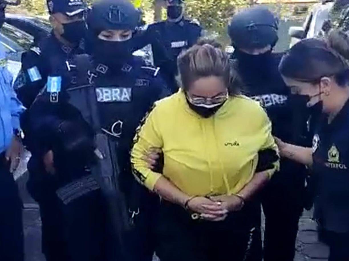 María Mendoza estaba recluida en la Penitenciaría Nacional Femenina de Adaptación Social (PNFAS), donde el martes (20 de junio) ocurrió una matanza que dejó 46 mujeres muertas, según cifras oficiales. 