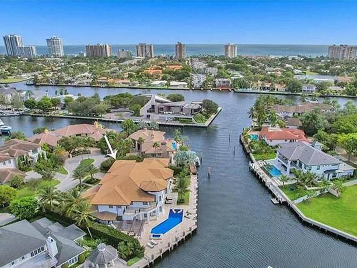 Lionel Messi adquirió una mansión frente al mar en Fort Lauderdale . 