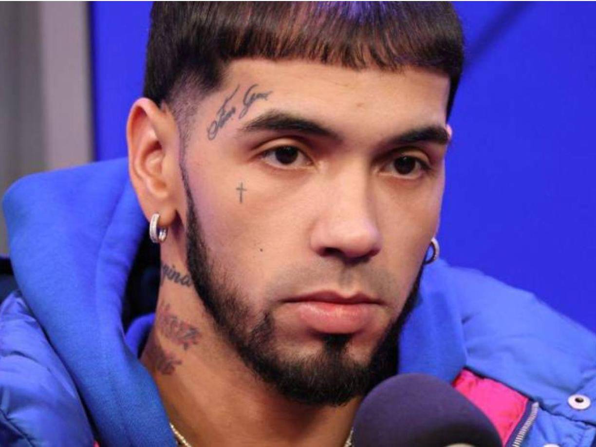 El incidente pone de manifiesto la fragilidad de la salud, recordándonos que incluso las celebridades no están exentas de enfrentar problemas médicos inesperados.