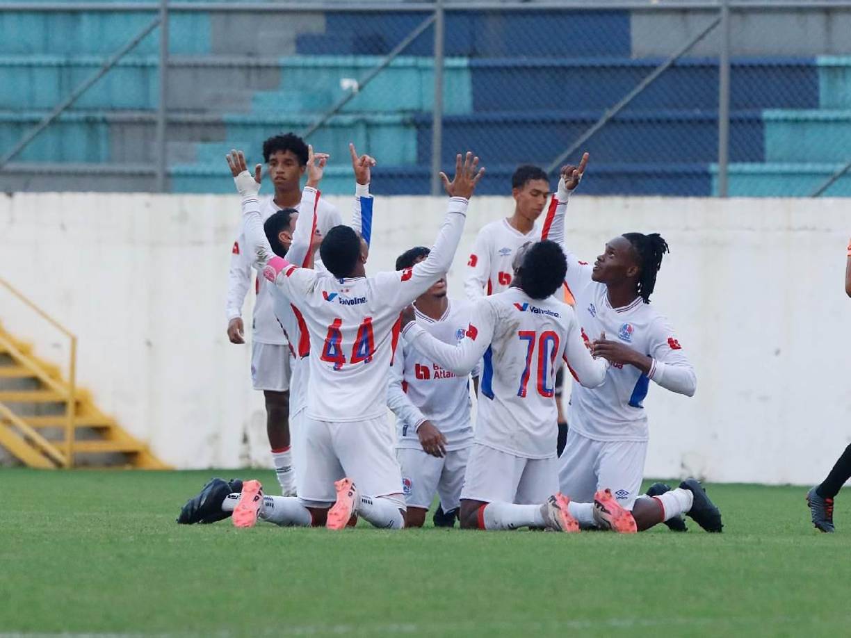 La semifinal de vuelta se juega el próximo sábado. En la otra llave, Motagua perdió por 2-1 ante los Lobos de la UPNFM.