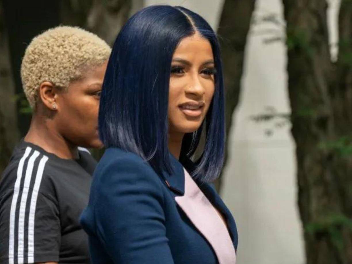 “Hubo fallo con esa corona, estoy molesta me voy acostar”, expresó la voz de “I like it”.