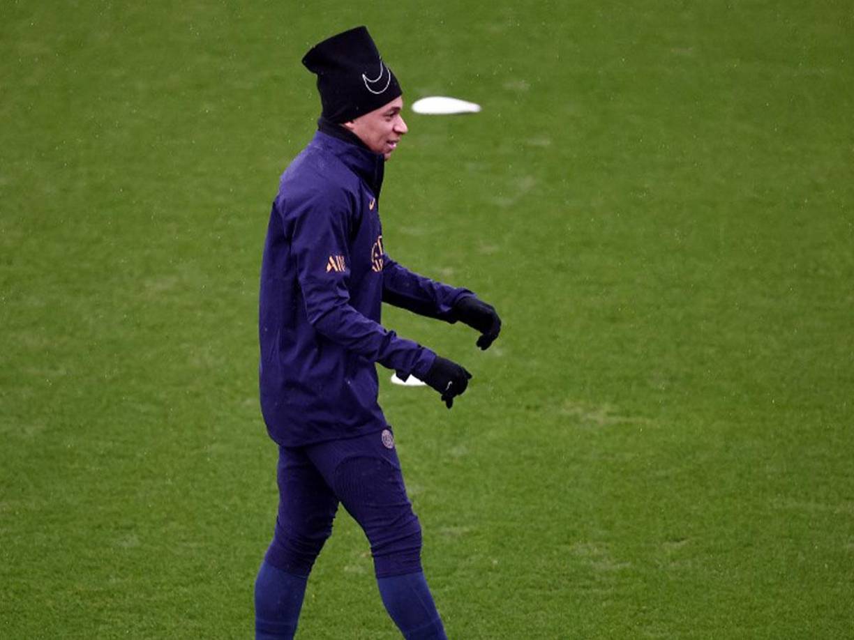 Como consecuencia, Mbappé también habría rechazo el renovar con PSG.