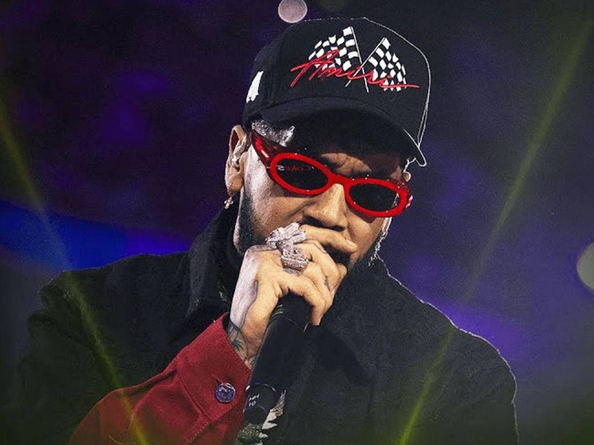 Uno de los participantes más esperados de la noche fue Anuel AA, el rapero puertorriqueño que protagonizó el momento más polémico de La Velada del Año de 2024.