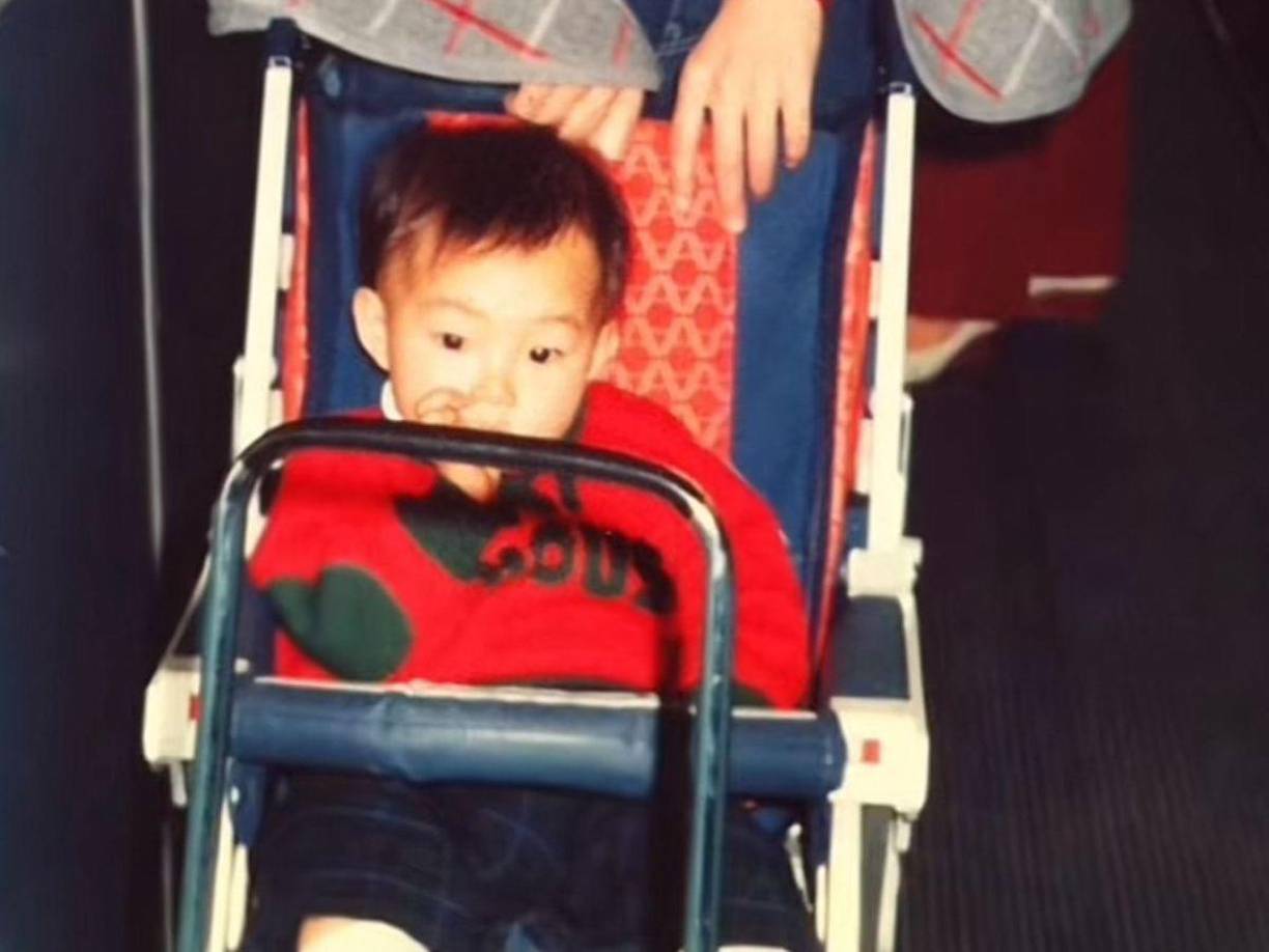 “Yo nací en 1983 en Japón, con un defecto cardiaco que se llama defecto ventricular del séptico, o sea, tenía un agujero en mi corazón y sangraba”, detalló.