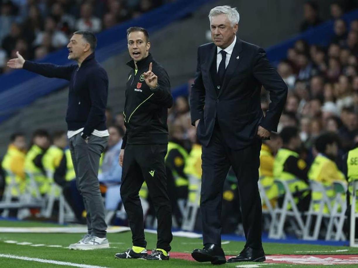 Según apunta ‘La Gazzetta dello Sport’, Carlo Ancelotti (65), técnico del Real Madrid, y Massimiliano Allegri (57), son los nombres que tendría la Roma para la próxima temporada.