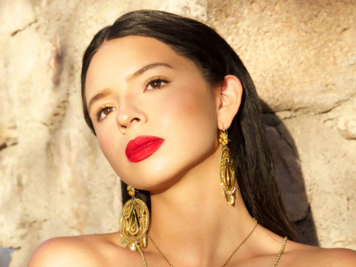 De hecho, Ángela Águilar salió en su defensa sobre su forma de cantar. ¿Quién es el chico que ha resultado un fenómeno?