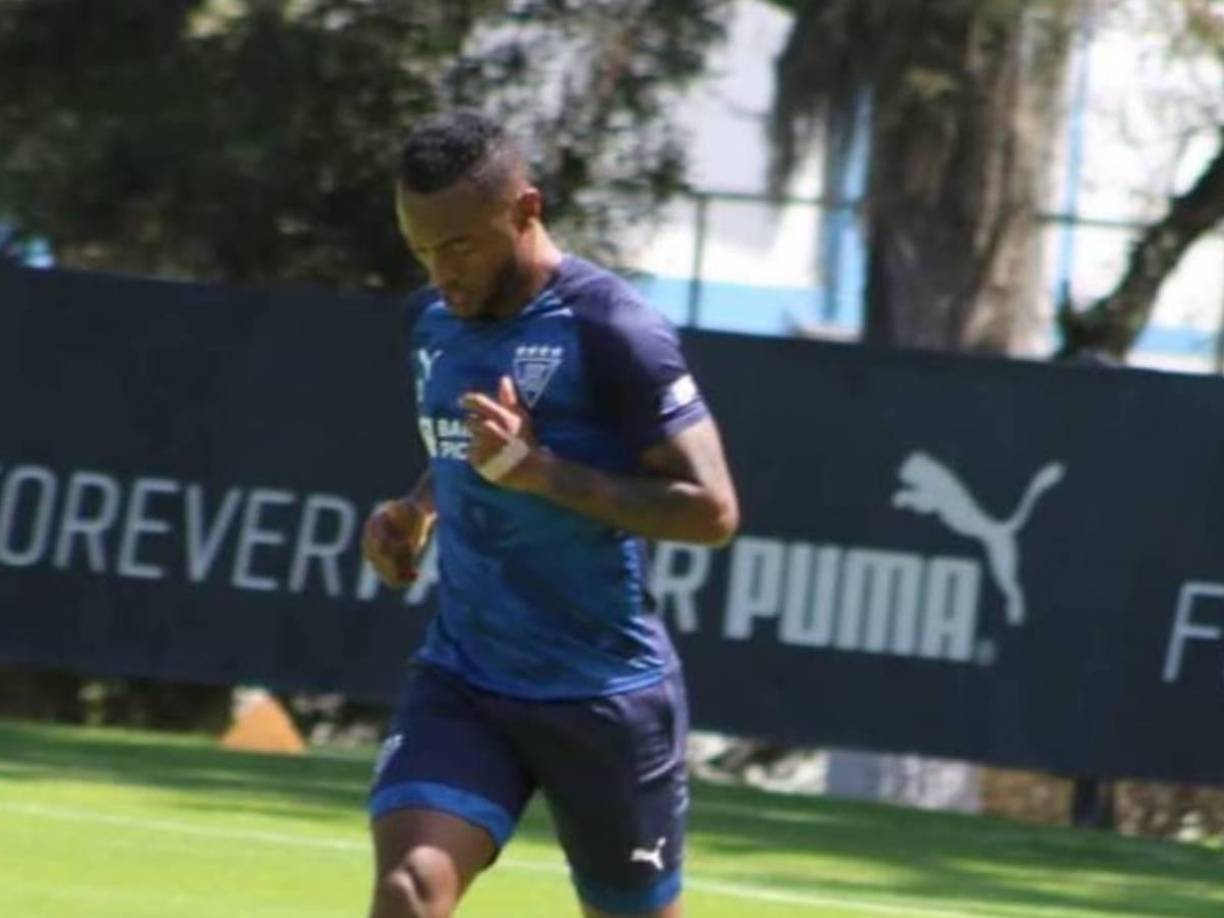 “<b>Realmente no se sabe qué ha pasado</b>, ayer (martes) a la noche encontraron dos cuerpos. No quiero hurgar ni ser sensacionalista, eso fue lo que dijeron anoche. Fue en la parte interna de Atacames, se están haciendo los análisis”, agregó.