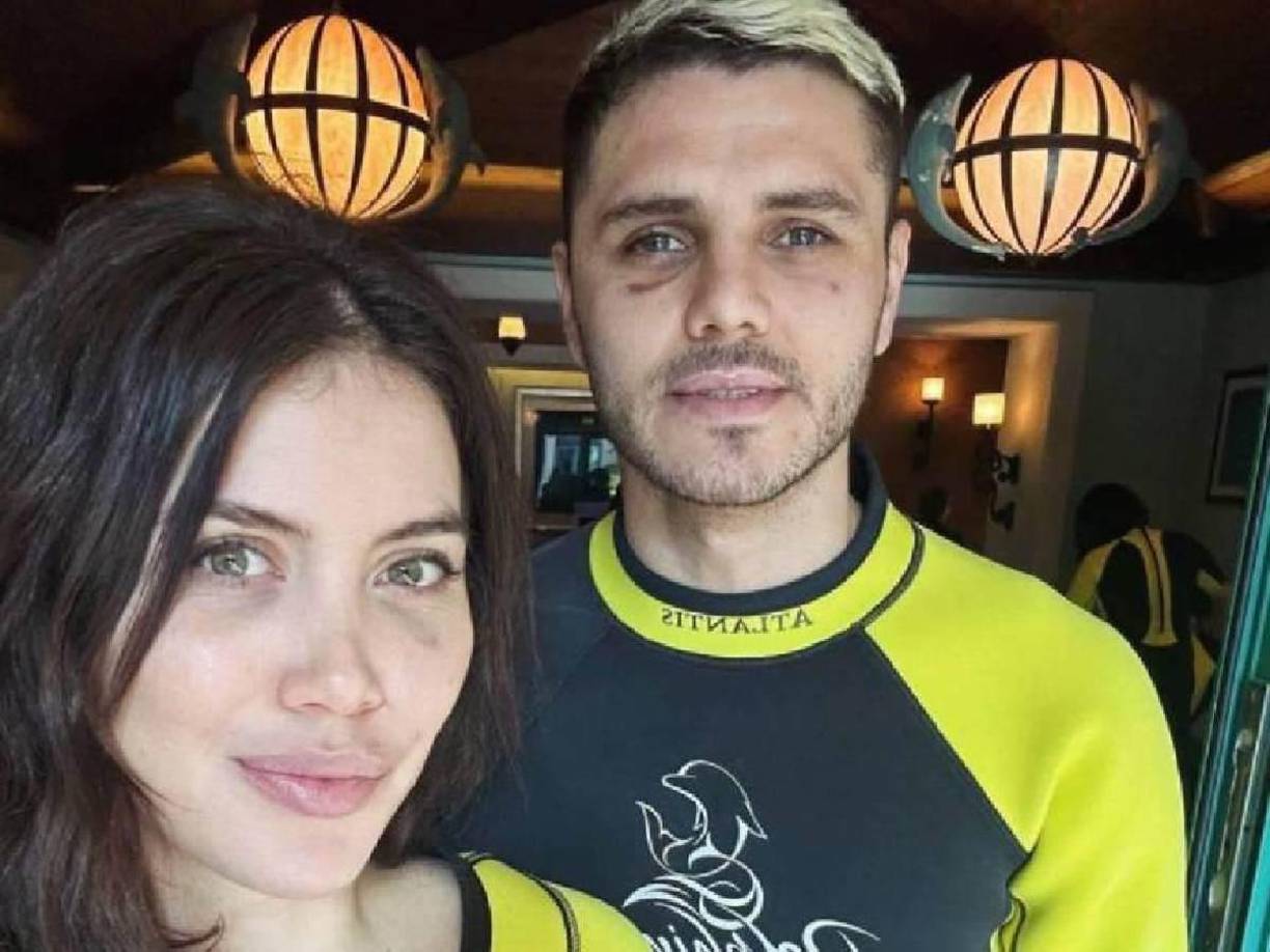 No es la primera vez que ambos se exponen en redes sociales mostrando sus polémicos chats. Wanda Nara tampoco se ha quedado con los brazos cruzados en esta ocasión y también responde.