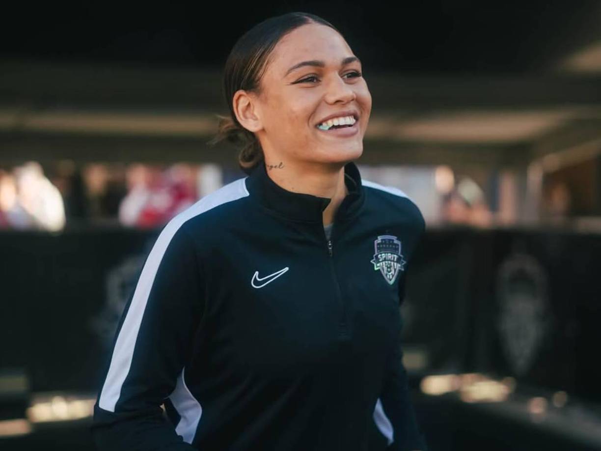 Trinity Rodman, destacada futbolista del equipo nacional femenino de Estados Unidos, realizó dolorosas declaraciones en el conocido podcast ‘Call Her Daddy’,