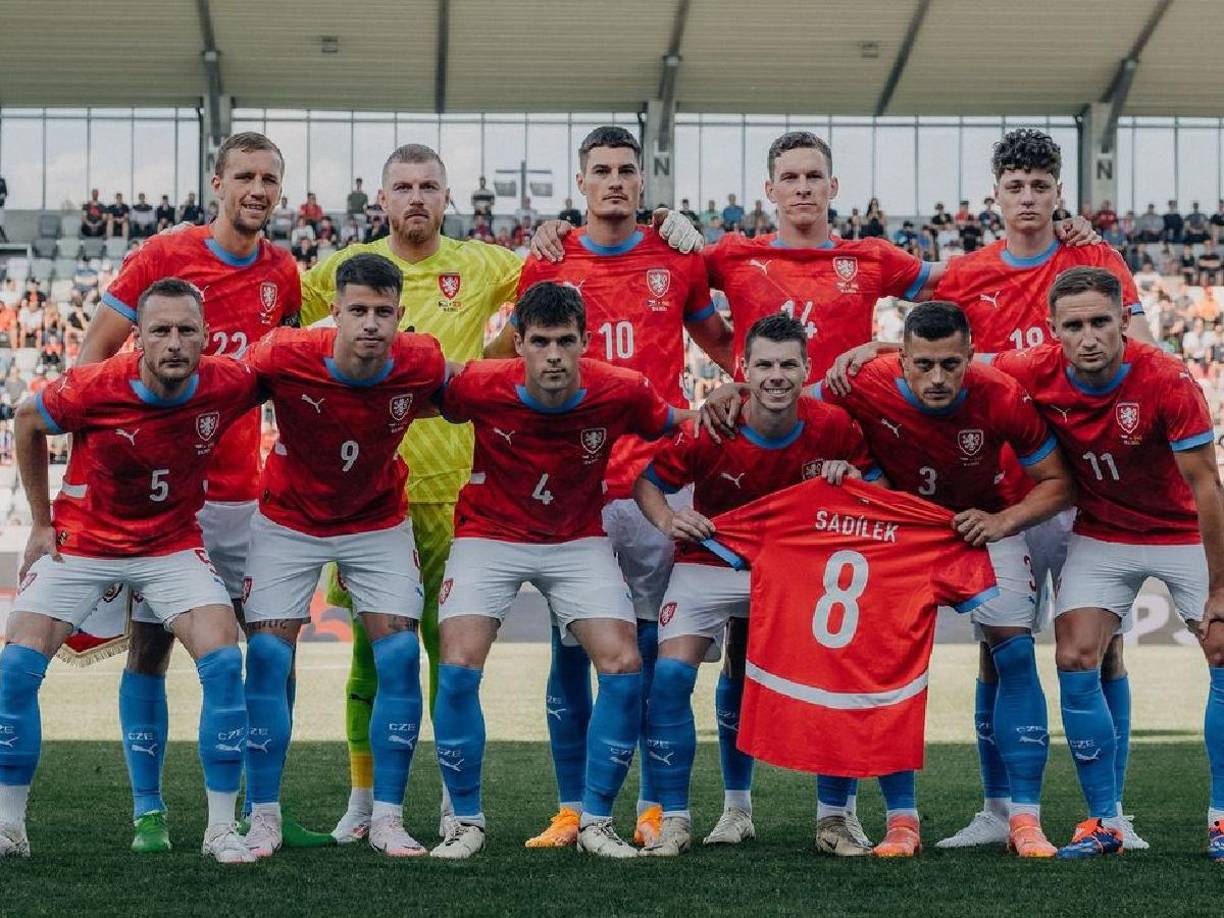 Y tal es el caso de un jugador de República Checa, quien se quedó fuera de la Eurocopa 2024 tras sufrir una insólita caída.