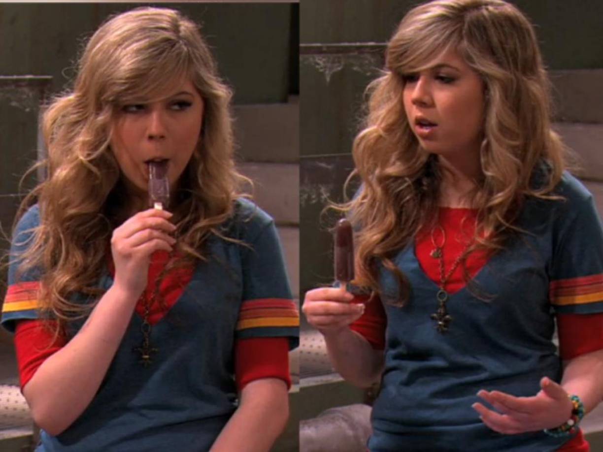“Es estimulante” , le dice a People la ex estrella de iCarly, quien actualmente tiene 29 años. La ex estrella de televisión detalla el abuso físico y emocional “intenso” que sufrió a manos de su madre, Debbie, quien murió de cáncer en 2013.