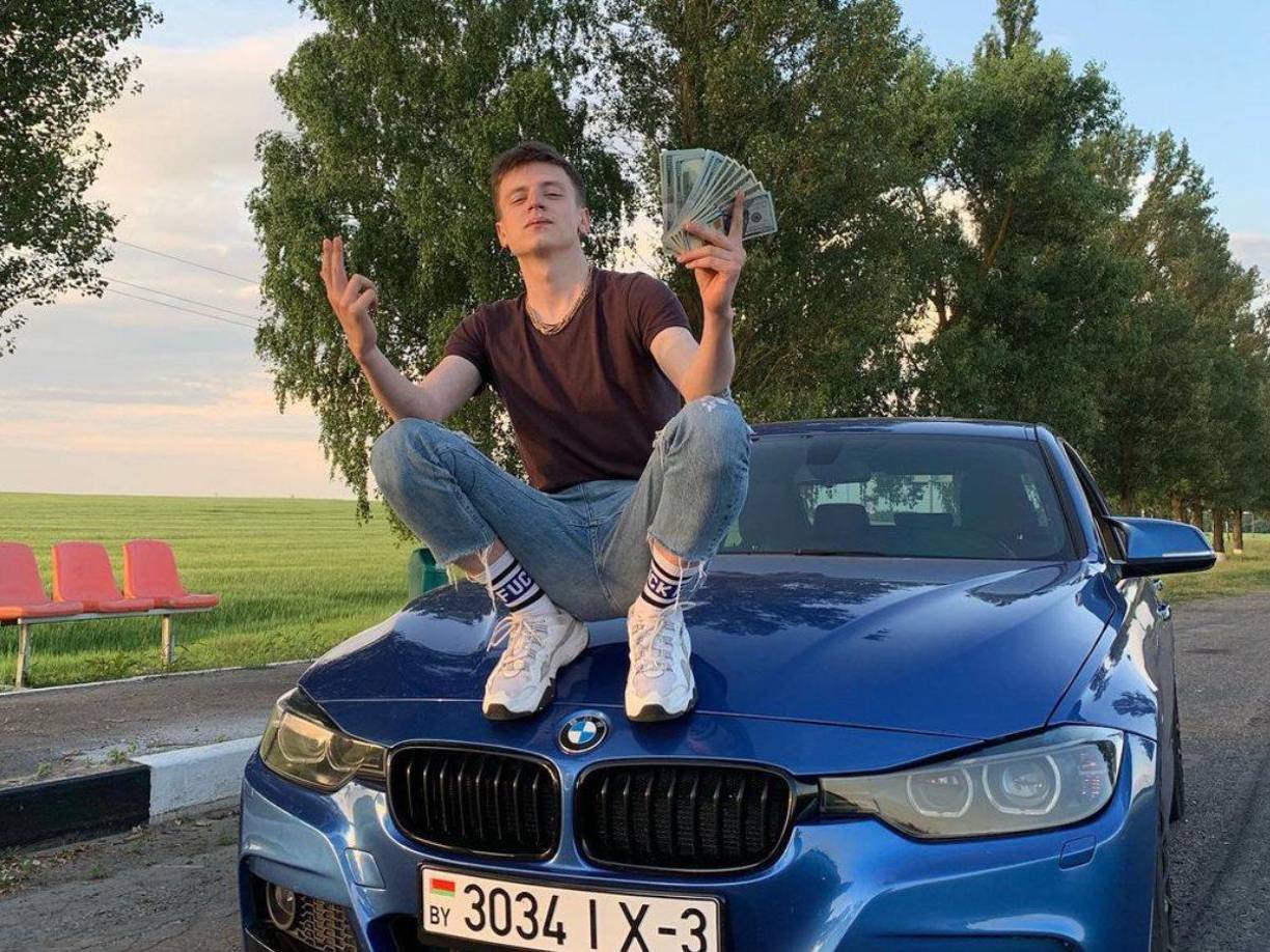 Ante la masividad y trascendencia del encuentro definitorio por el máximo torneo de clubes de fútbol en Europa, Burim habría ofrecido unos 381 mil dólares (300 mil libras esterlinas) para quienes se animen a invadir la cancha durante el último encuentro de la Champions League.