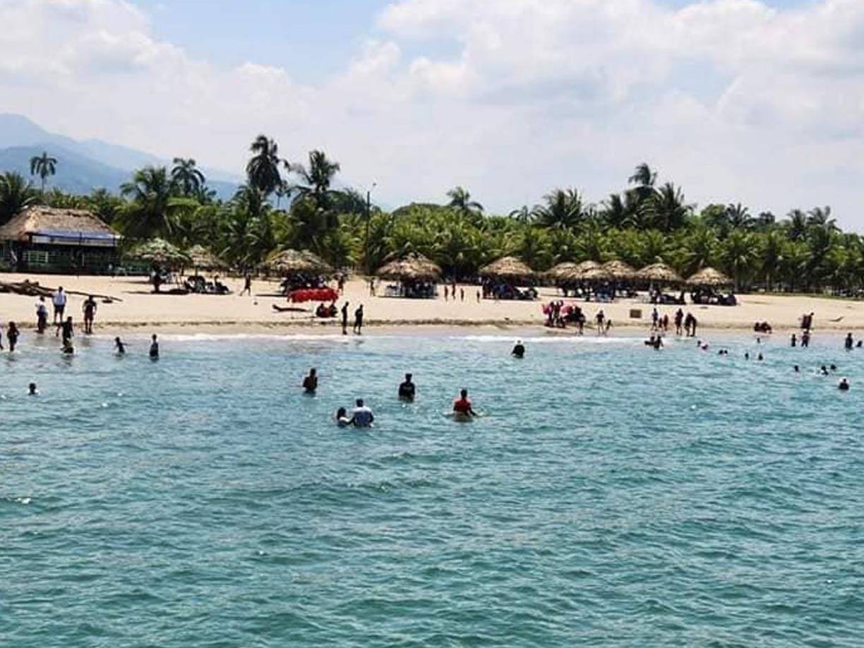 Vista de la playa de la popular playa de Tela.