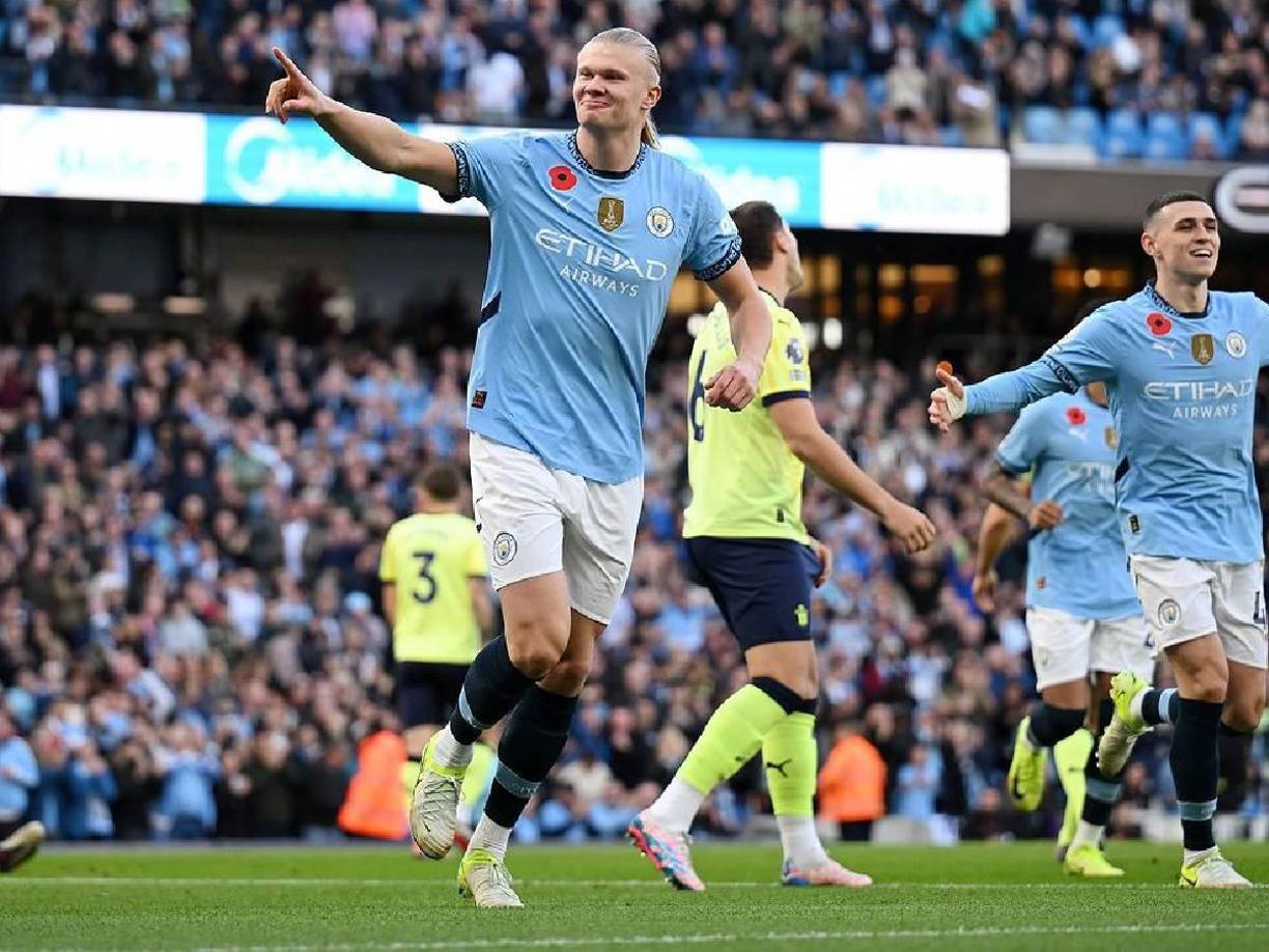 Haaland sigue demostrando su capacidad al golear en la Premier League.