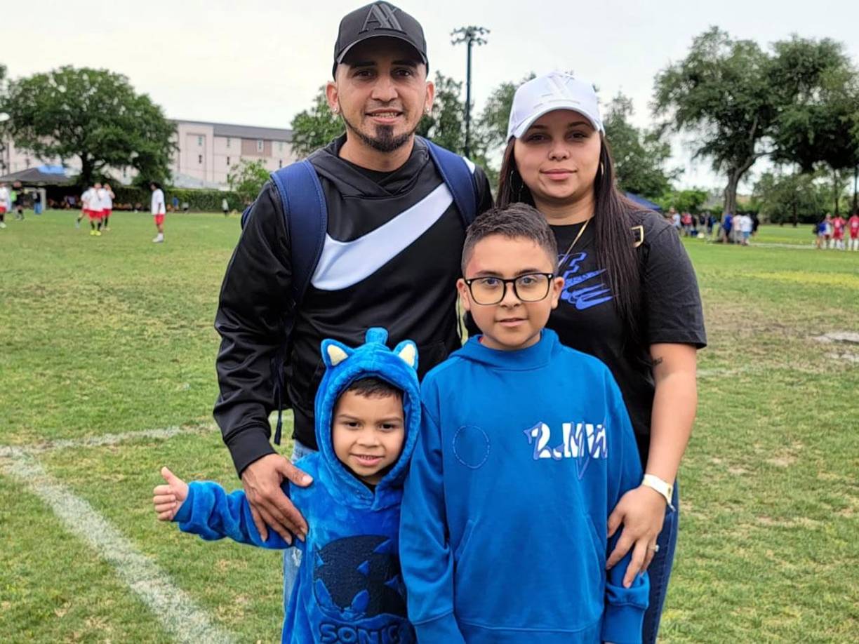 John Hamid, dueño del Motagua veteranos, disfrutó del evento junto a su familia.