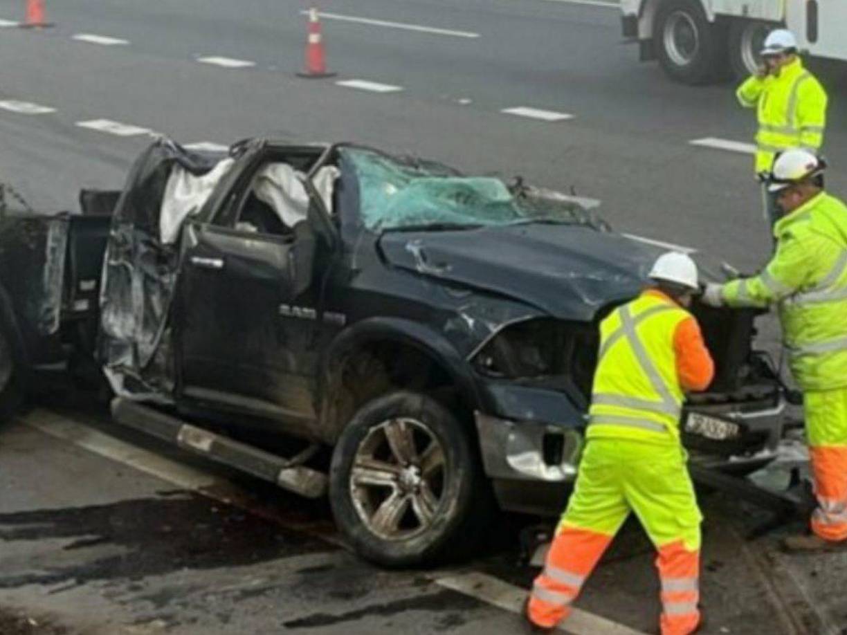 El accidente se produjo sobre las 01:30 de la madrugada locales, cuando la camioneta en la que el portero viajaba solo se volcó en un ruta de la comuna Talagante, en la región metropolitana.