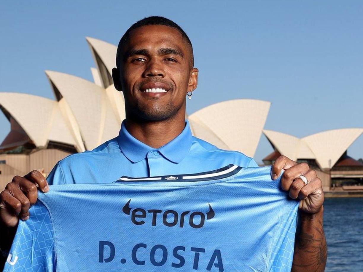 Douglas Costa fichó recientemente por el club Sidney FC de la Liga de Australia. 