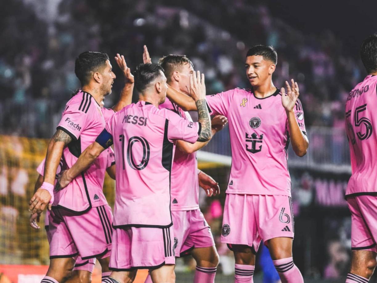 También pidieron habilitar el sector de palco este porque quieren albergar 40 mil personas para el evento.