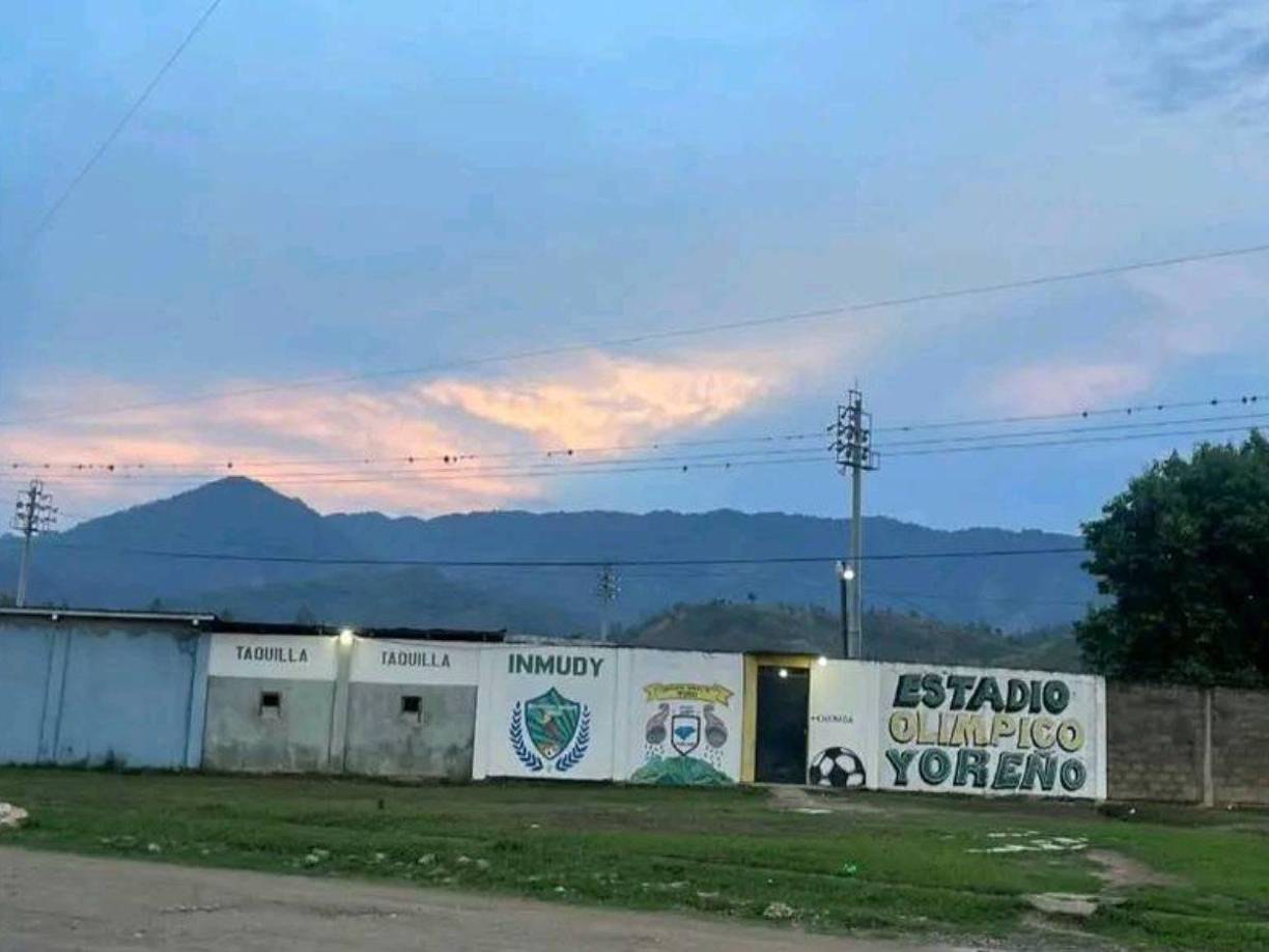 El Yoro FC perdió 5-3 ante Cuervos de San Luis, Santa Bárbara. El resultado provocó que el equipo perdiera la categoría en el Ascenso.