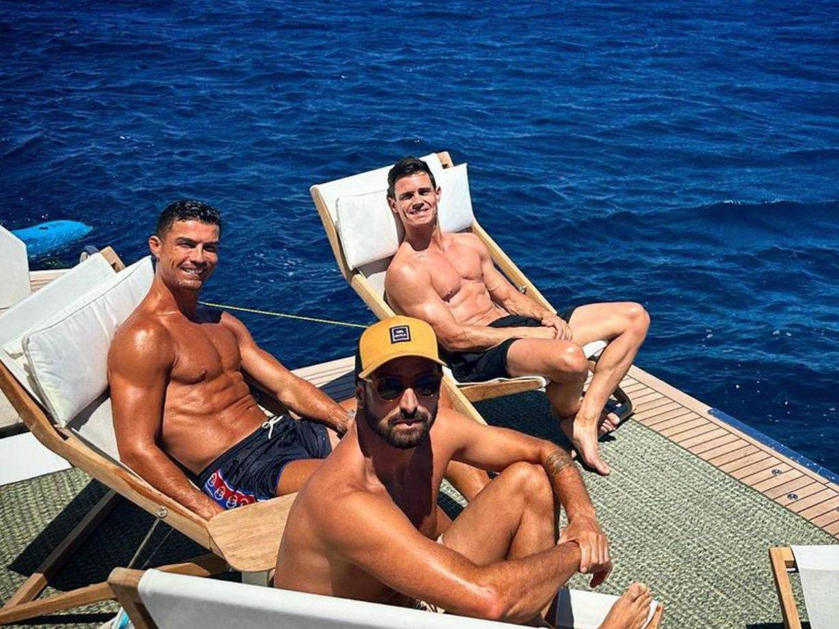 “Lo fui conociendo poco a poco. Al final, coincidiendo en zonas mixtas, además yo llevaba mucho tiempo cubriendo información del Real Madrid. Empezamos a hablar y luego a llevarnos muy bien”, cuenta Edu.