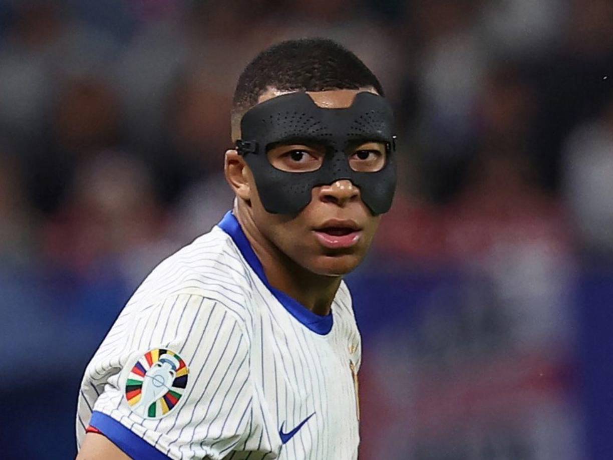 El fichaje de Mbappé podría provocar una reacción en cadena de altas y bajas que involucran a grandes nombres del fútbol europeo. 
