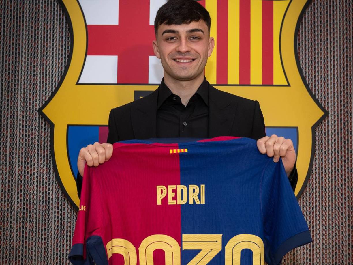 El centrocampista español Pedri ha renovado contrato con el FC Barcelona hasta junio del 2030.