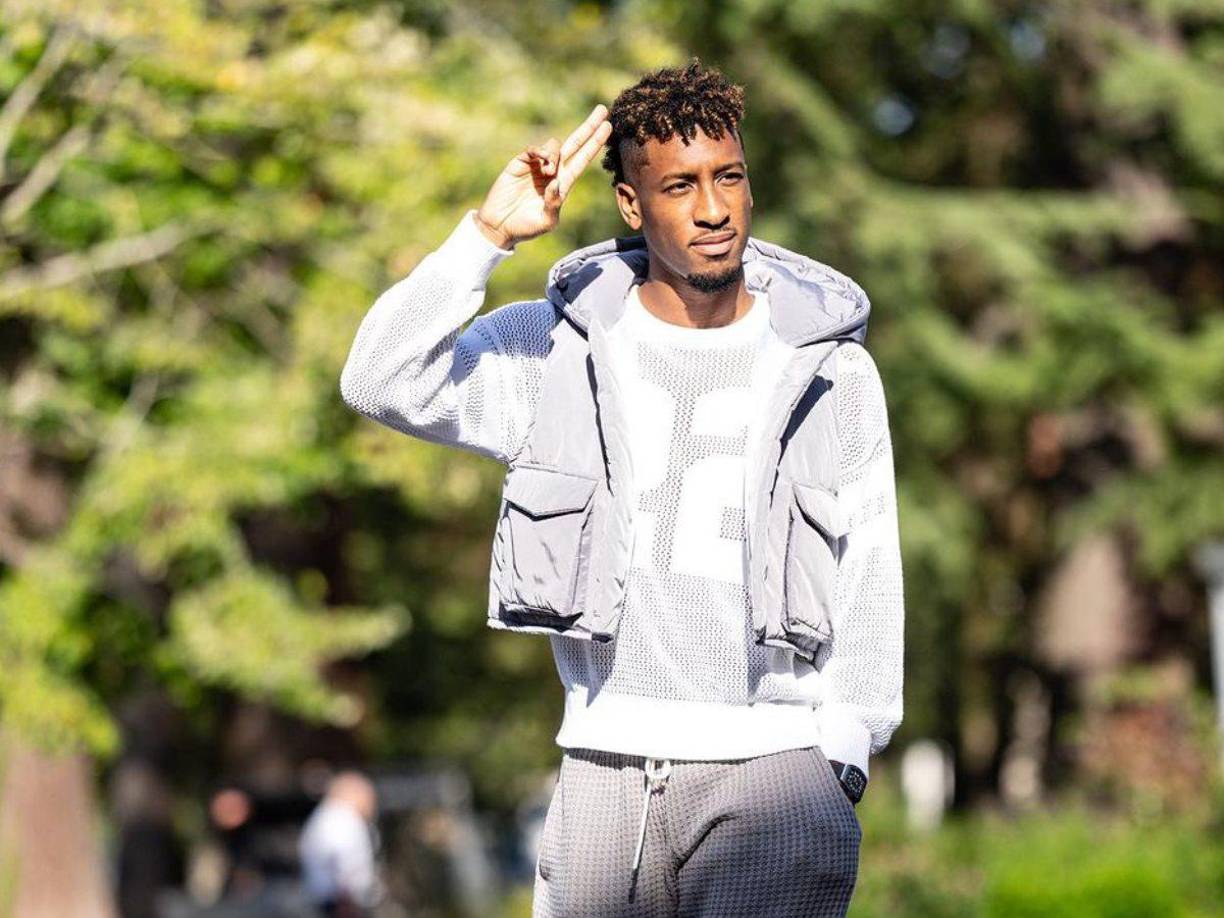 Según informa Sky Sports, el extremo francés Kingsley Coman podría volver al conjunto parisino diez años después. Coman se formó en la cantera del PSG, hasta que abandonó el club en 2014 rumbo a la Juventus. A partir de ahí, una exitosa trayectoria en el Bayern de Múnich, donde anotó el gol de la victoria en la final de Champions League de 2020 ante, curiosamente, el PSG.