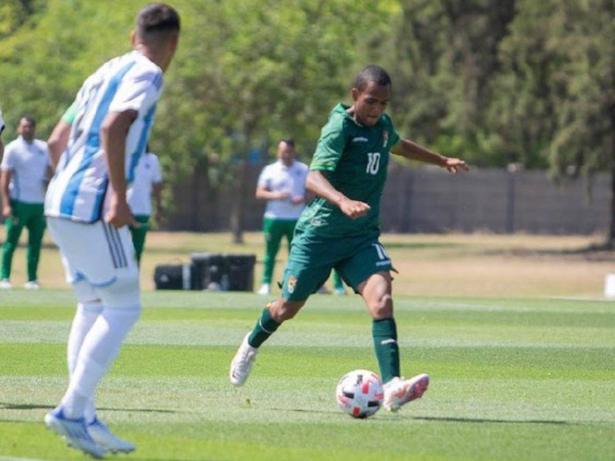 Desde su debut en 2022 hasta la fecha acumula 56 partidos con siete goles y dos asistencias. Para el fútbol boliviano se trata de una de las últimas de las grandes apariciones.