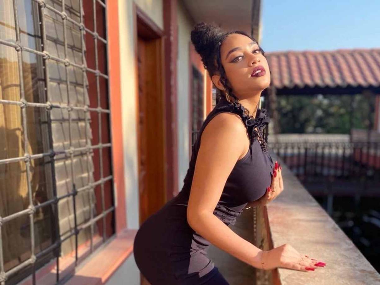 La chica cuenta con apenas 23 años de edad.