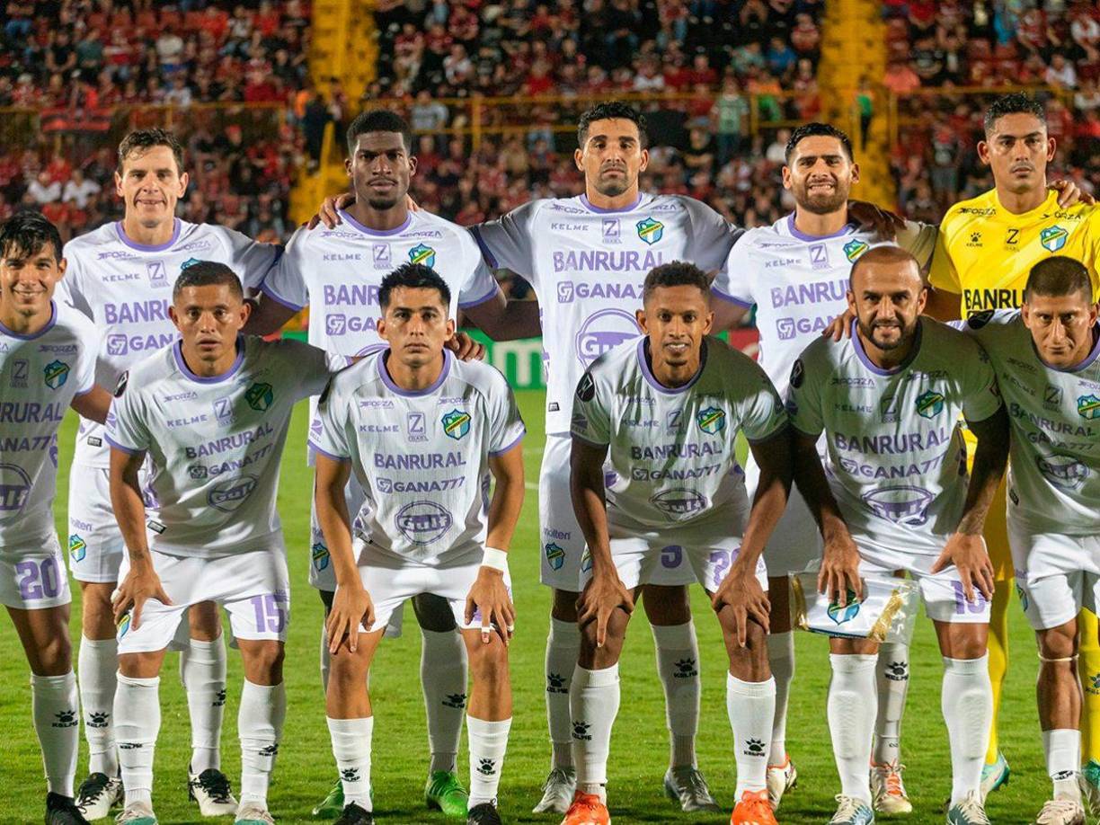 5. El Comunicaciones FC de Guatemala (1,112 puntos) ascendió al quinto lugar en el ranking centroamericano al clasificar a la etapa eliminatoria de la Copa.