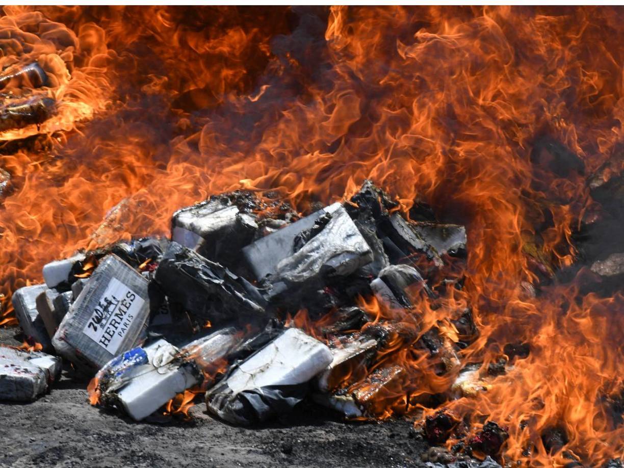 Las autoridades en Honduras incineraron este jueves más de 5,6 toneladas de cocaína.