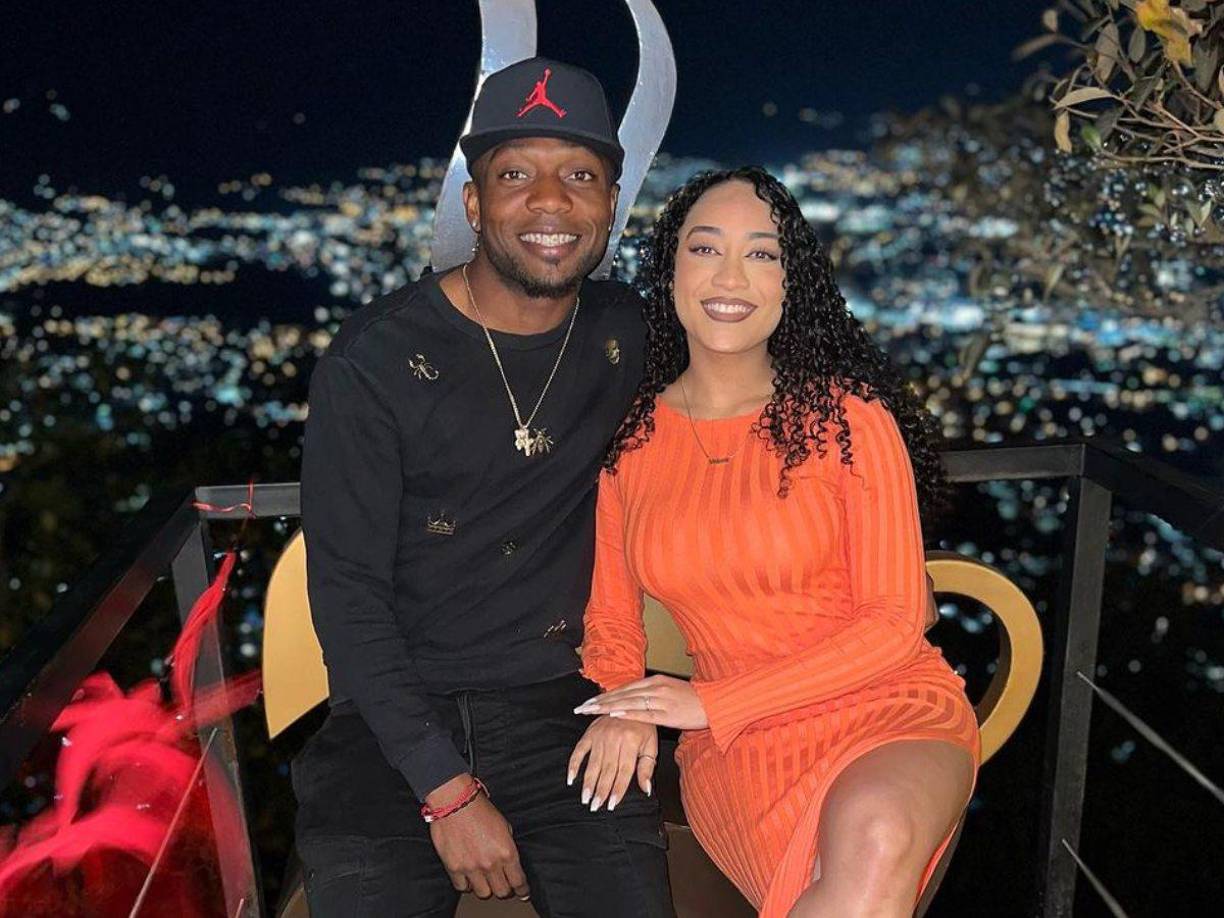 Valeria en su momento también se ha desempeñado como árbitra.