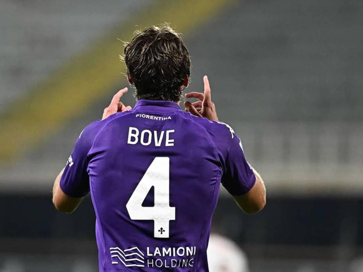 Bove ha sido traslado a un centro médico y se espera que todo haya quedado en susto. 